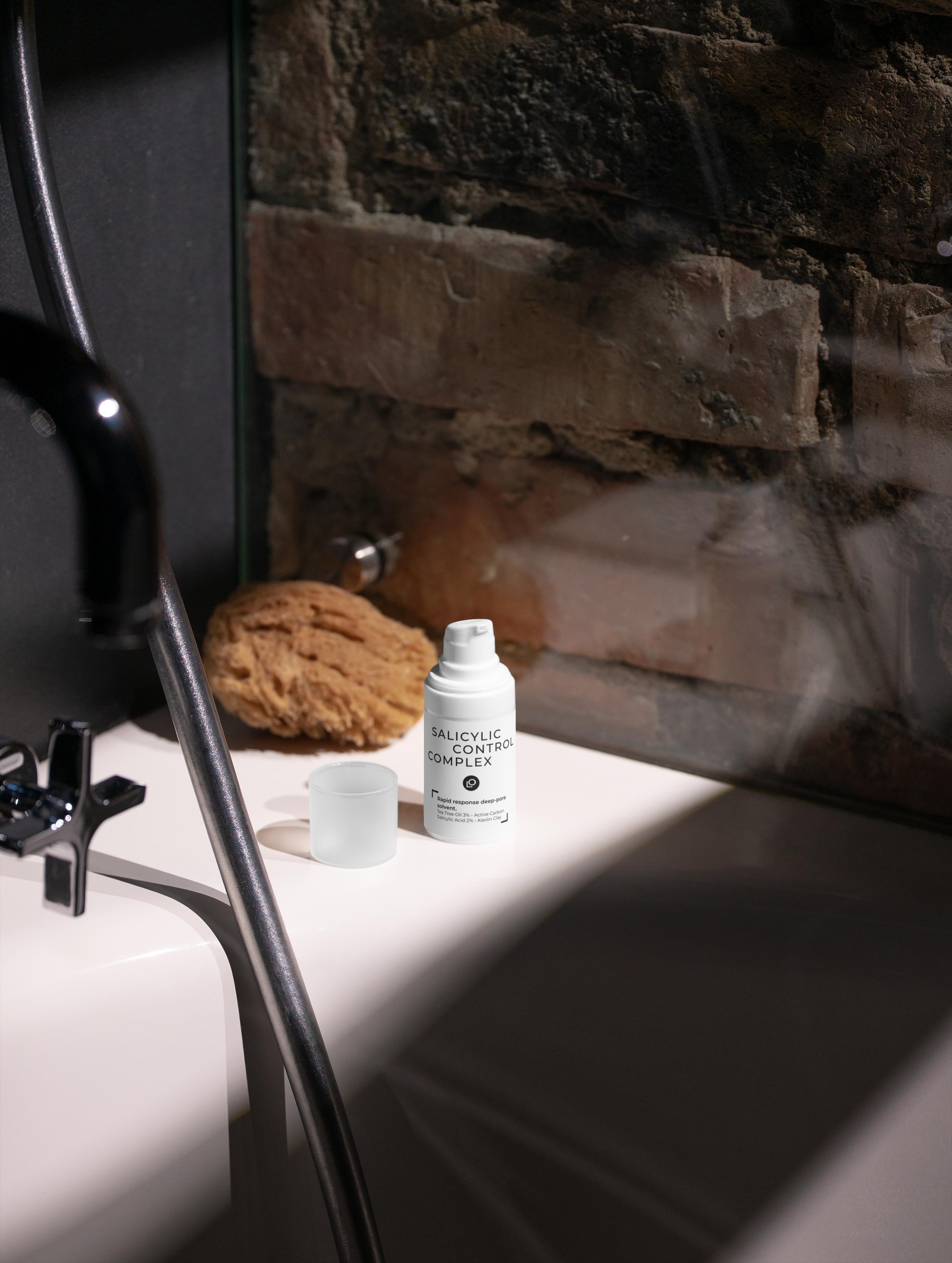 Salicylic Control Complex