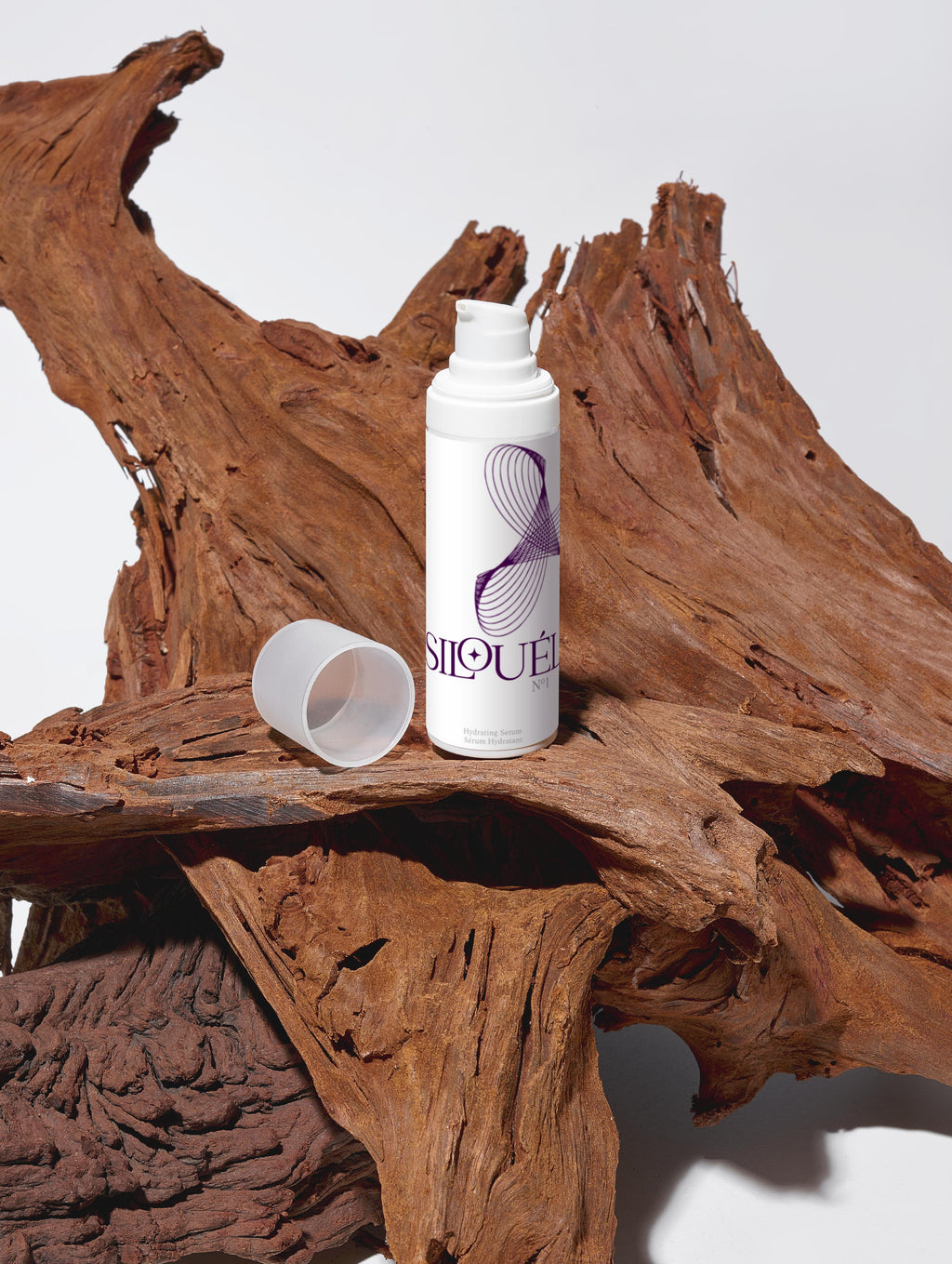 Hydrating Face Serum for Dry & Sensitive Skin with Soothing Cloudberry & Peony for a Healthy Glow