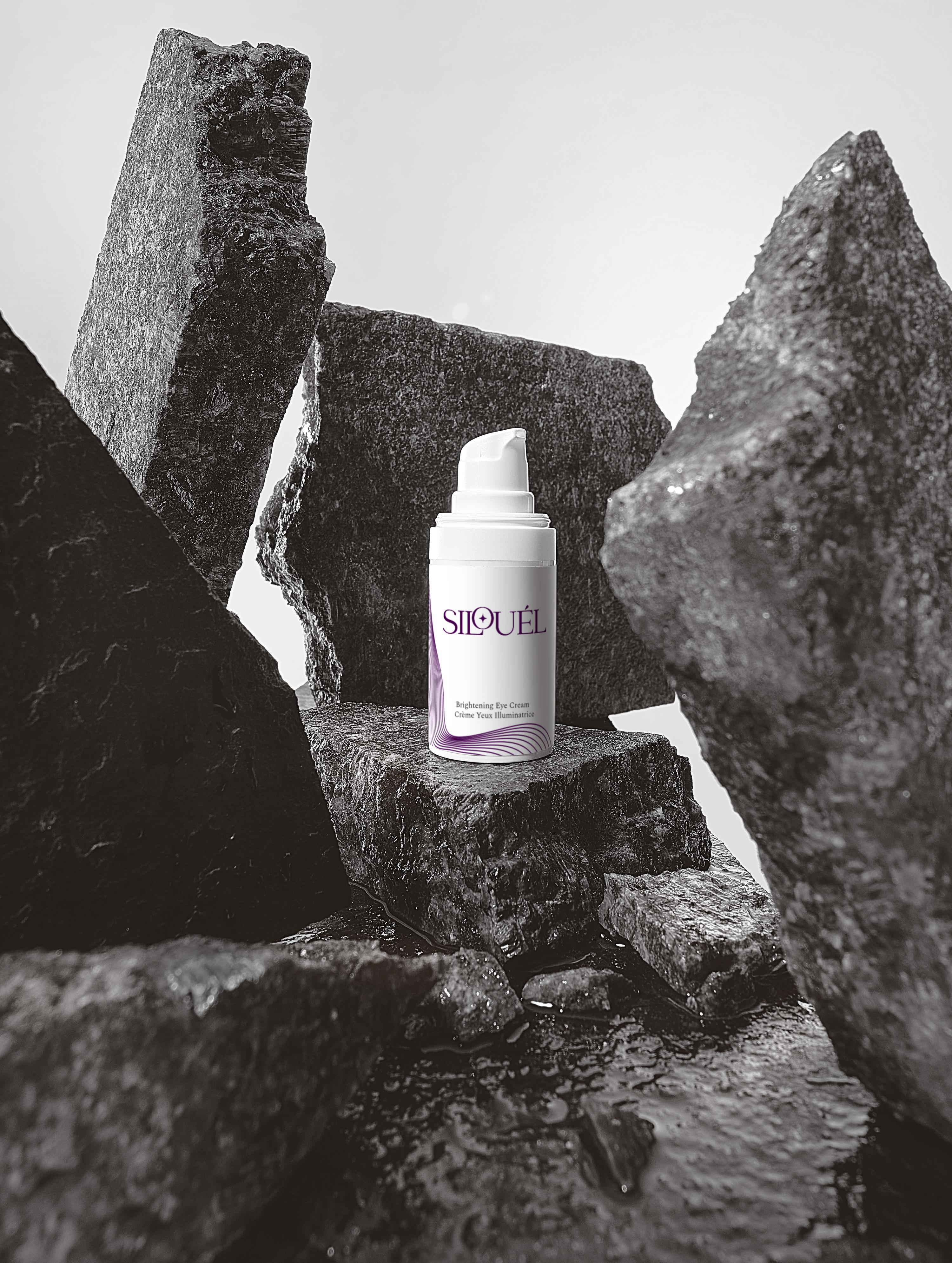 Brightening Eye Cream for Dark Circles, Puffiness & Fine Lines  with Hyaluronic Acid & Shea Butter